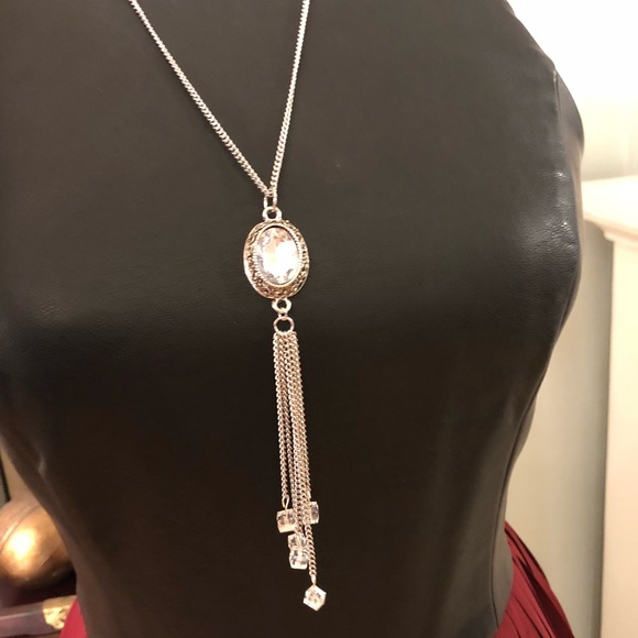 Silver Pendant Crystal Necklace Dangle - Picture 4 of 4